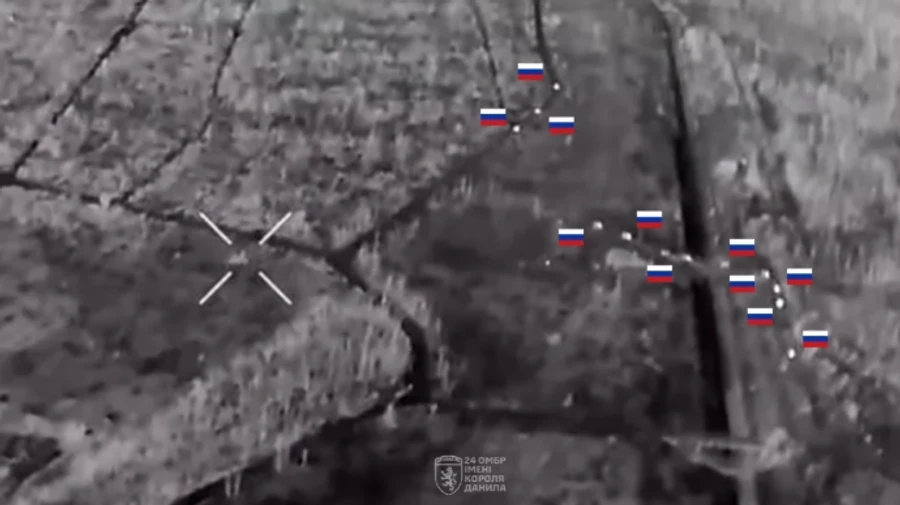 Ukrainian forces crush Russian convoy of military vehicles in Chasiv Yar – video