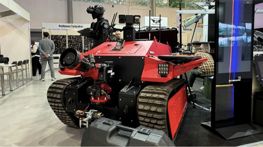 Ukraine unveils Tengu-5 firefighting robot for strategic sites – photos