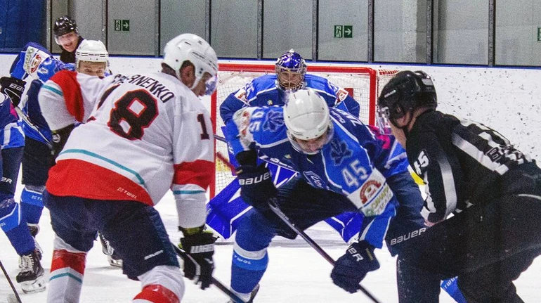 Киевское дерби. Сокол разгромно переиграл Льдинку в чемпионате Украины