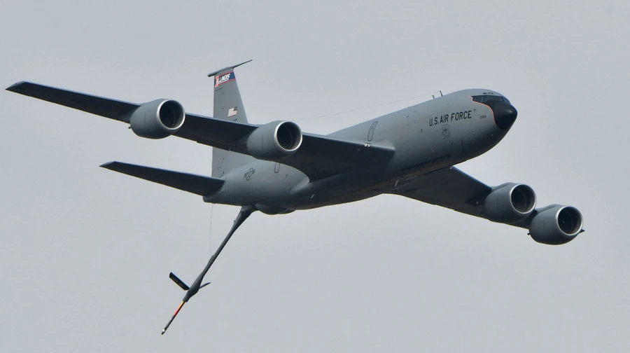 В Іраку розбився американський військовий літак-заправник KC-135: весь екіпаж загинув