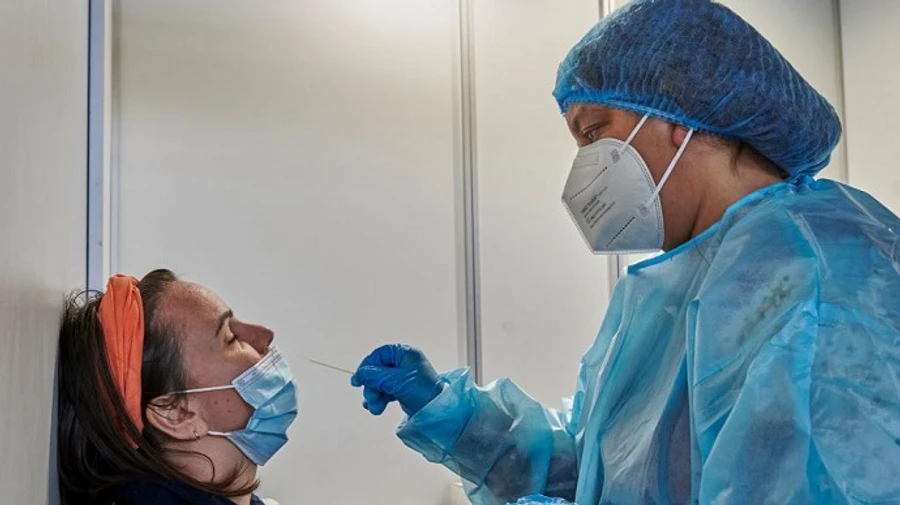 За добу у світі коронавірус забрав понад 5 тисяч життів