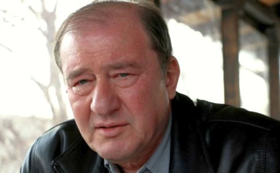 Умерова все ж везуть до психіатричного стаціонару в Криму