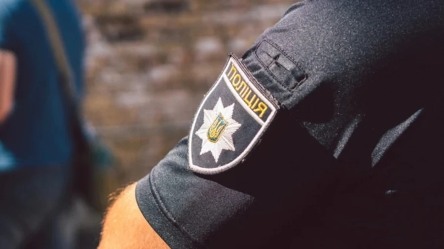 ТЦК: Мужчина укусил полицейского во время проверки документов в Киеве