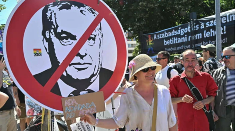 Атака на Україну не врятувала. Як Орбан долає кризу у власній партії та що планує на вибори