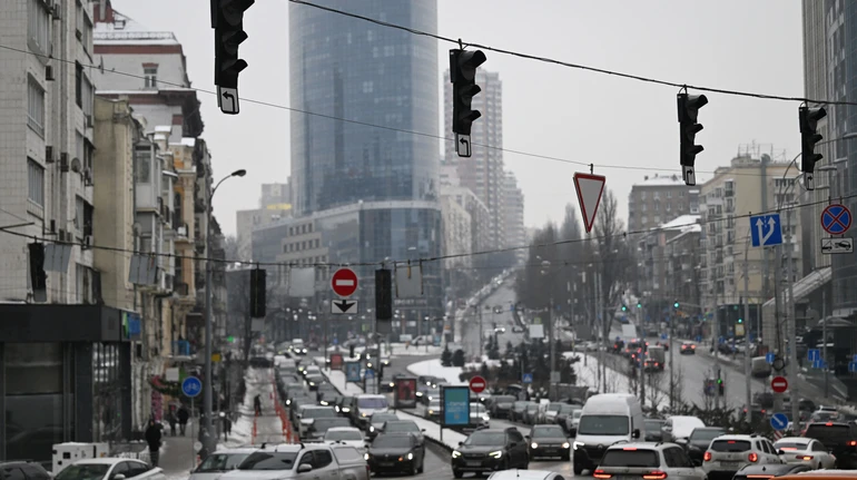 Шмигаль: Без електроенергії в Києві наразі 710 тисяч споживачів