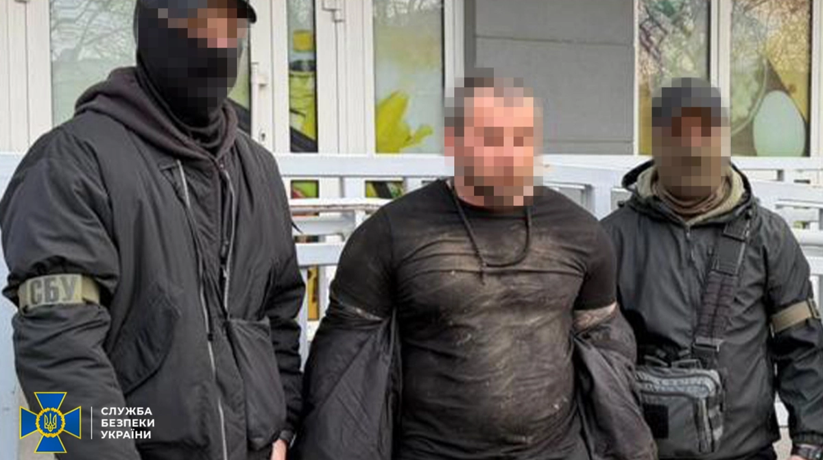 СБУ затримала кілера, який на замовлення РФ намагався застрелити офіцера ВМС