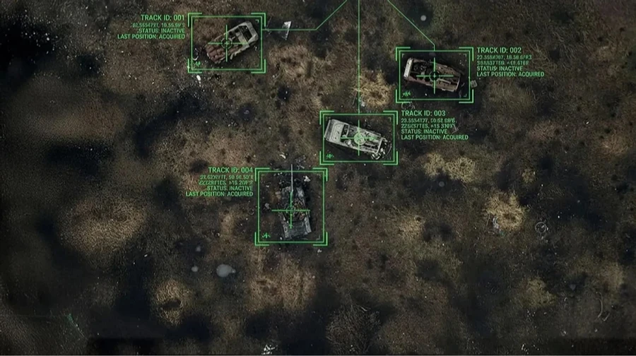 Ukraine integrating AI into warfare together with American company Palantir – video
