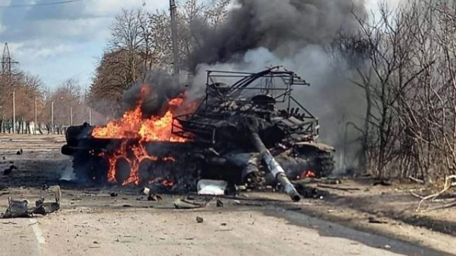 Ukrainian forces destroy another Russian tank