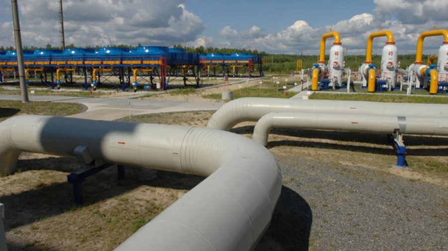 Explosion thundered on gas pipeline in Russia, one person dead