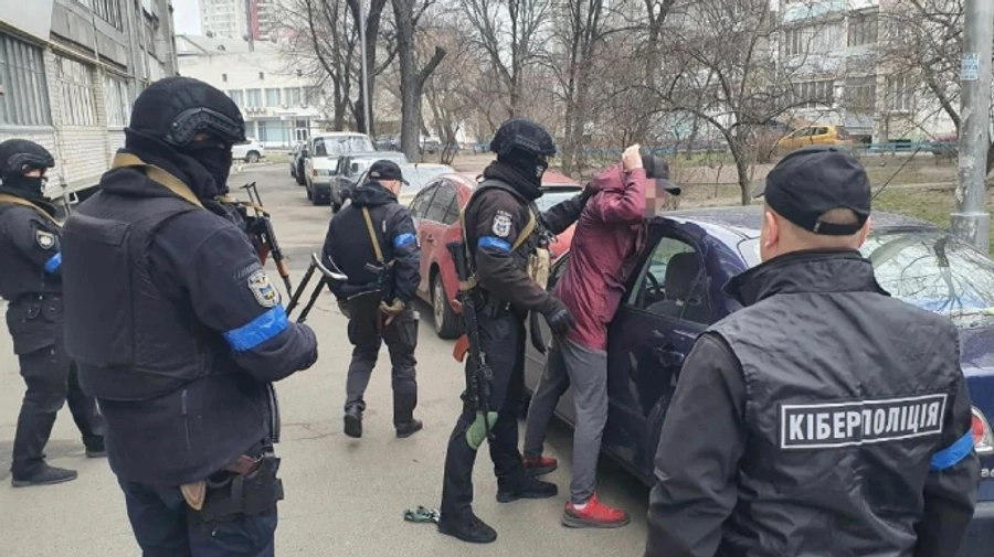 Бизнес на трупах: вместо жилья мошенники давали переселенцам приют на кладбище