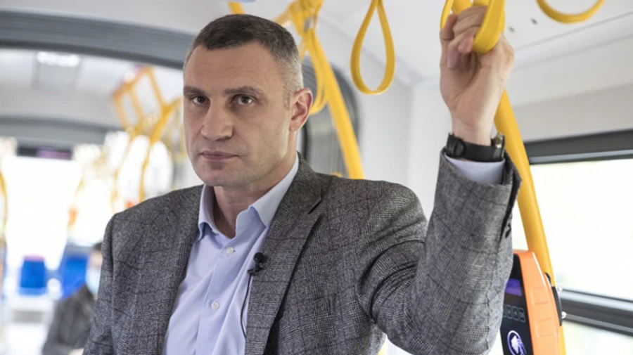 Кличко каже, що звільнив директора КП, який зажадав Land Cruiser за 1,5 млн