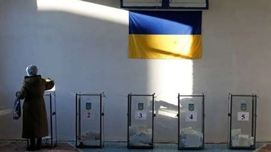 В Одесі за крісло мера поборються 2 Зеленських, 5 Філімонових і Саакашвілі