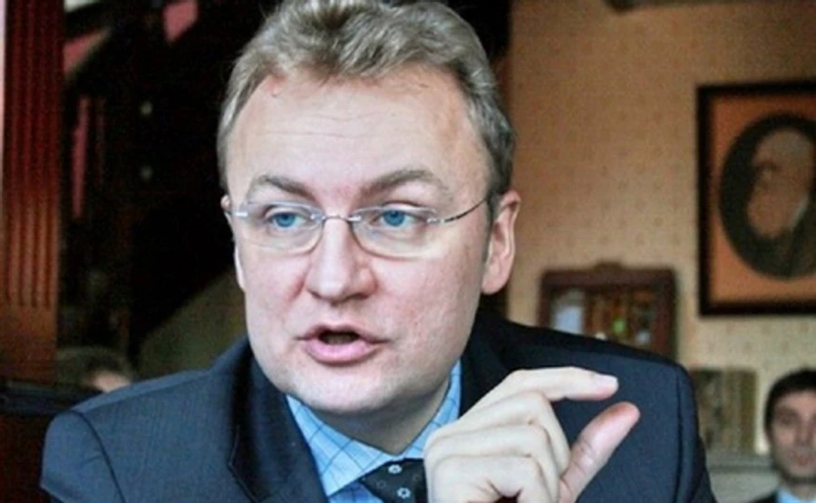 Вибори 2019: Садовий задекларував 490 тис зарплати, усі активи - у дружини