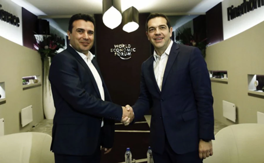 Греция согласилась на переименование Македонии, сняв преграду для расширения НАТО