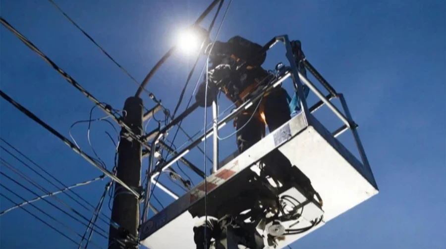 Power restored in parts of Kyiv after large-scale Russian attack