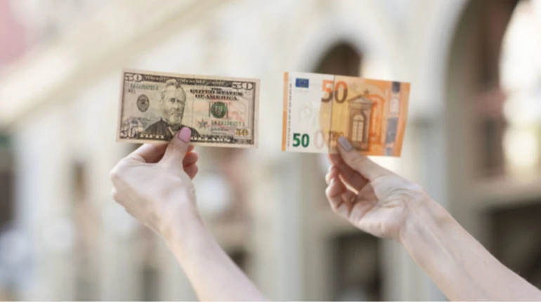 Нацбанк показав курс долара і євро на середу 18 березня