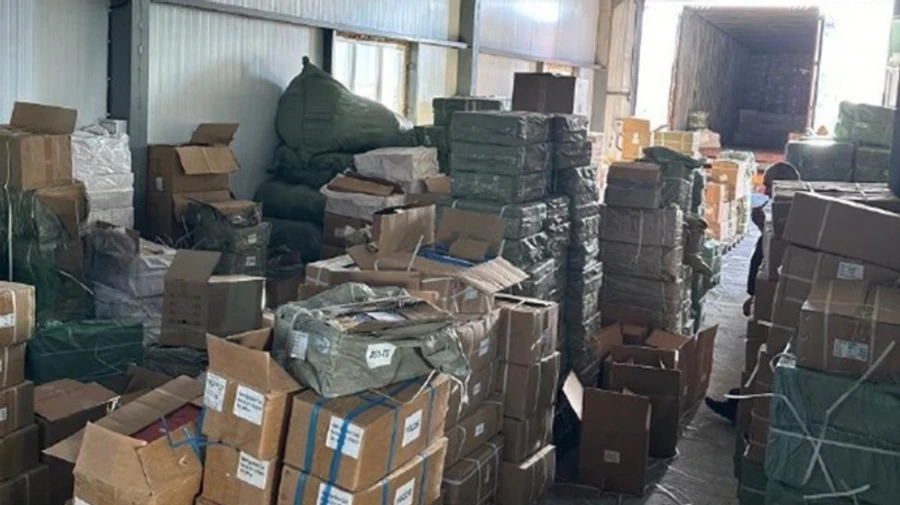 Ukrainian customs officials stop import of 22 tonnes of Russian car parts to Ukraine