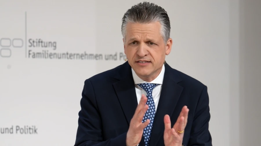 Germany urges closer look at confiscating Russian assets for Ukraine