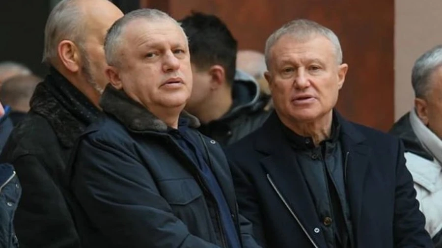 УП: Братья Суркисы выехали из Украины в Монте-Карло