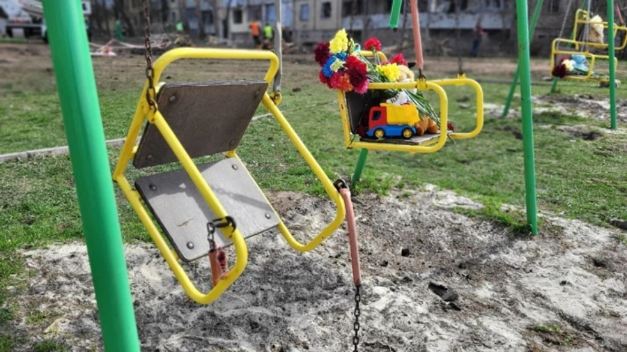 Russian attack on Kryvyi Rih: details about people injured and killed by strike – photos