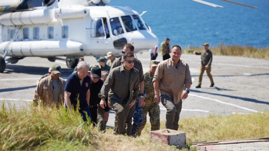 Нові призначення у ЗСУ: Зеленський представив командувачів Повітряних сил та ДШВ