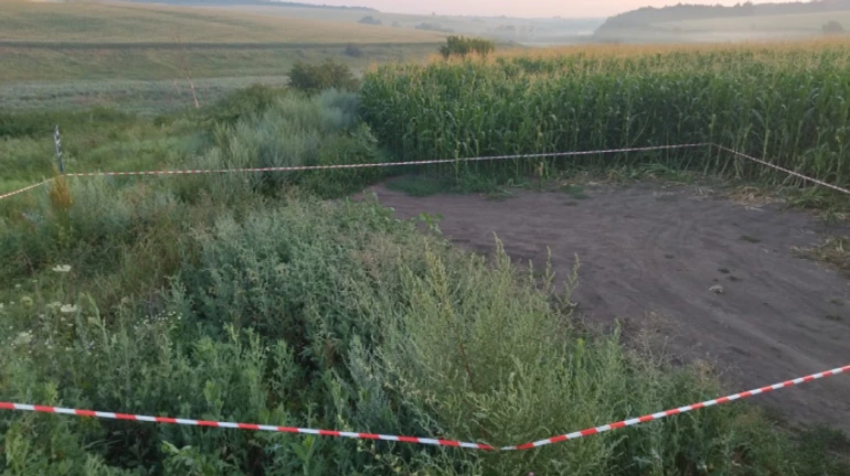 Побили, відібрали автомати, викинули зброю в полі: подробиці нападу СБівців на прикордонників