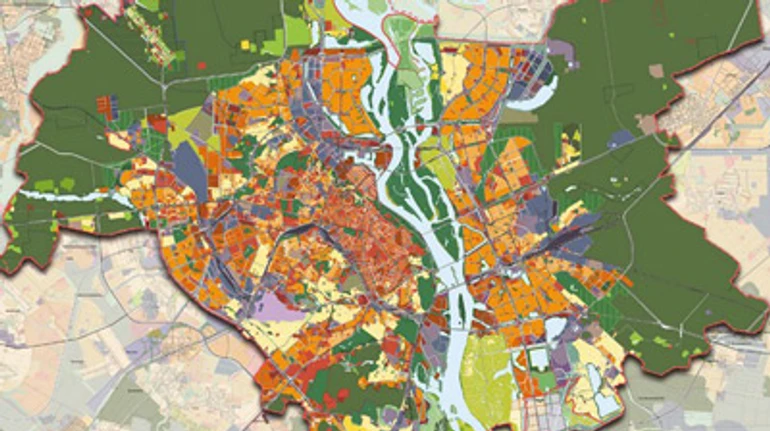 Мегаполіси поглинуть сателіти: як влада планує об'єднувати українські міста