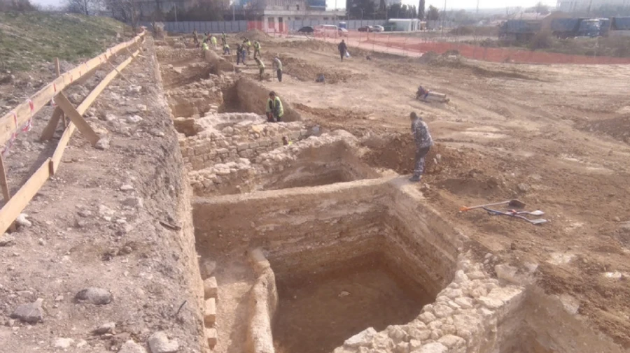 МЗС заявило рішучий протест незаконним розкопкам в окупованому Криму