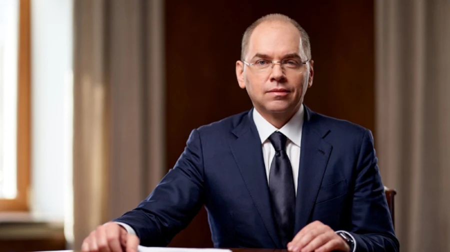 Степанов пообещал повысить зарплаты медикам с сентября