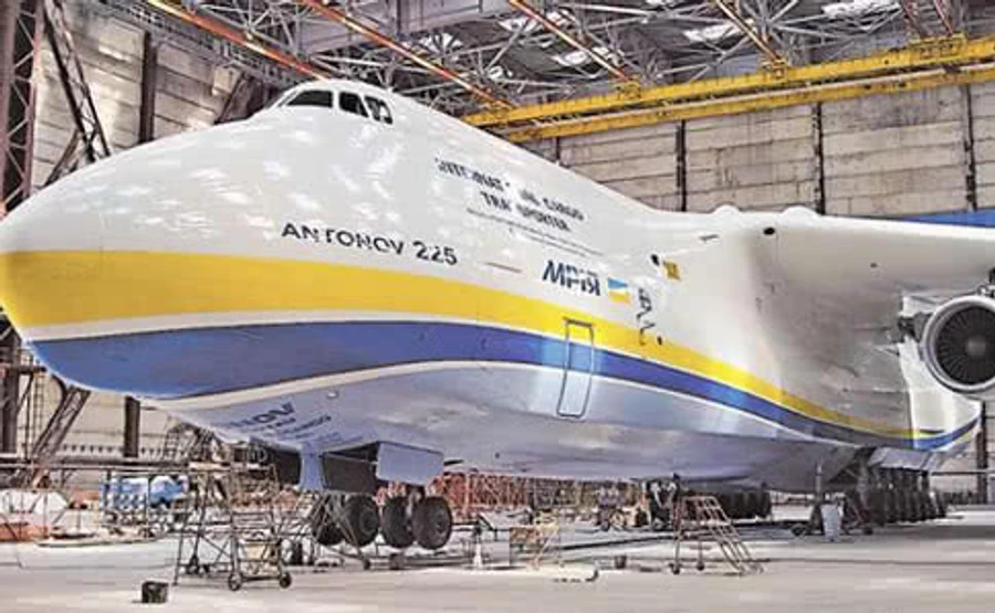 Аеропорт імені Шопена подякував українській компанії за приліт Мрії