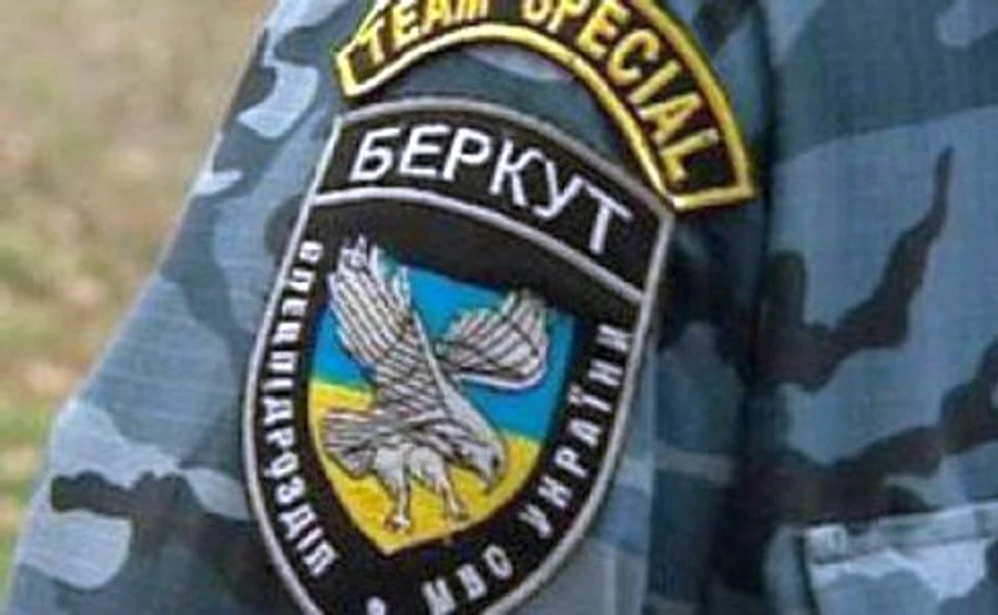 Двое экс-беркутовцев в статусе обвиняемых работают в полиции
