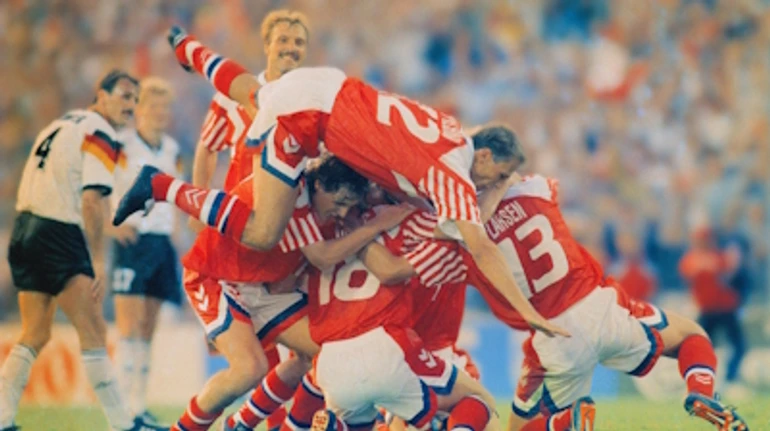 Датская сказка на фоне драмы Вильфорта: как команда из отпуска выиграла Евро-1992