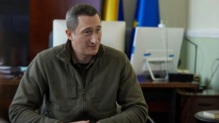 После вручения подозрений окружению Чернышова, министр просил продлить командировку за границей – УП