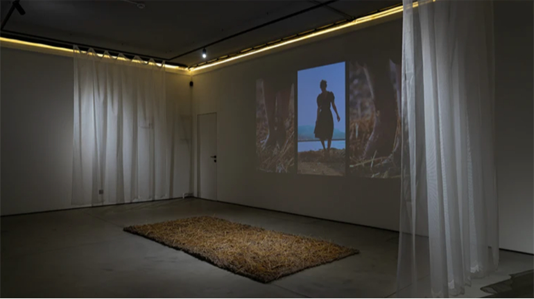 Exhibition about grain destroyed by Russians opens simultaneously in UK and Zaporizhzhia