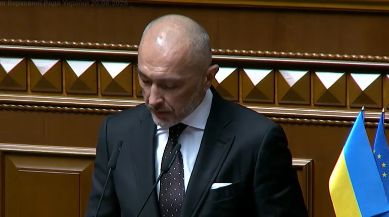 Голова НБУ виступив у Раді: уряд має звільнити голову наглядової ради Сенс Банку