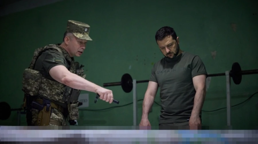 Zelenskyy hears reports on hampering Russian advance at Supreme Commander-in-Chief Staff meeting 