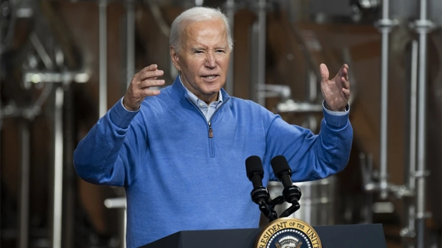 Biden jokes about Trump: One candidate is too old and mentally unfit to be president. The other one is me