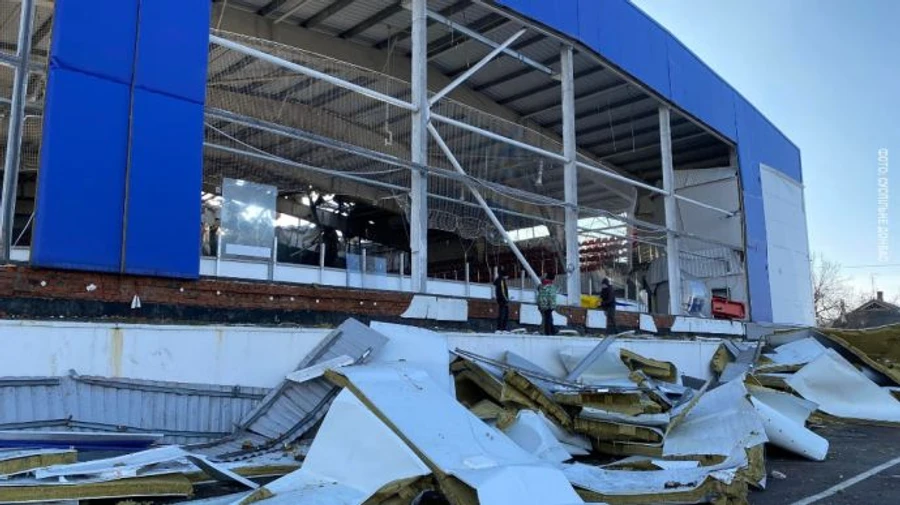 Прикриватися нейтральністю аморально: Кулеба запросив голову МОК у Дружківку