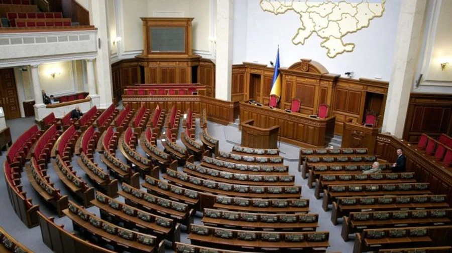 Рада через COVID скасувала 3 дні сесійної роботи