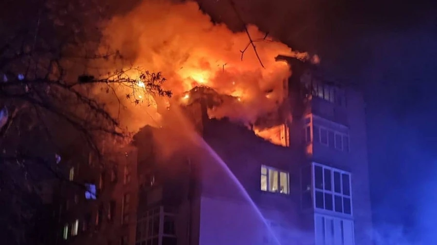 Russian Shahed drones hit apartment block and houses in Chernihiv – video