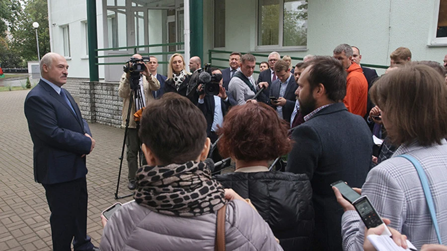 Лукашенко заявил, что сохранит с Путиным общее Отечество