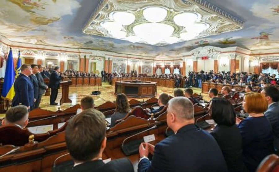 Судьи Антикоррупционного суда приняли присягу. Список