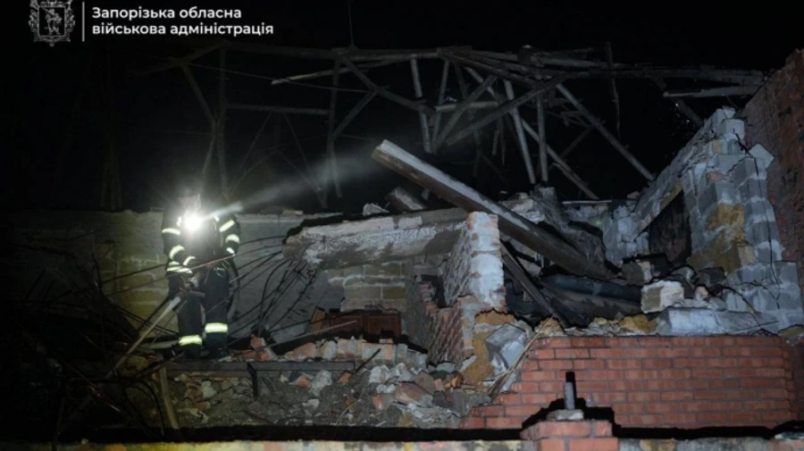 Russians attack Zaporizhzhia, cause fires