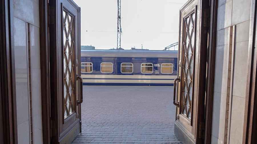 Train traffic between Dnipro and Zaporizhzhia restricted due to Russian attack on infrastructure