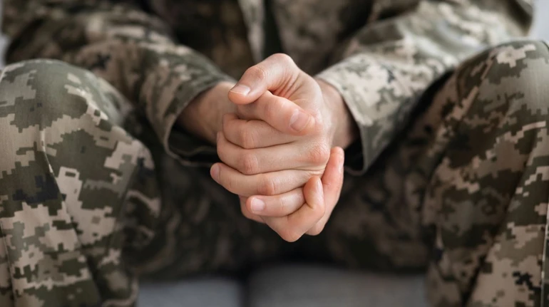 В Черновцах мужчина ранил военнослужащего ТЦК, тот применил оружие