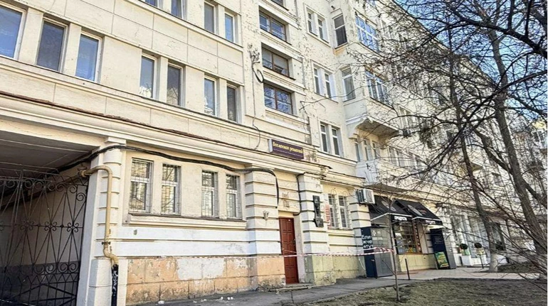 Прокуратура Києва через суд повертатиме місту приміщення в будинку, де жив Олег Ольжич