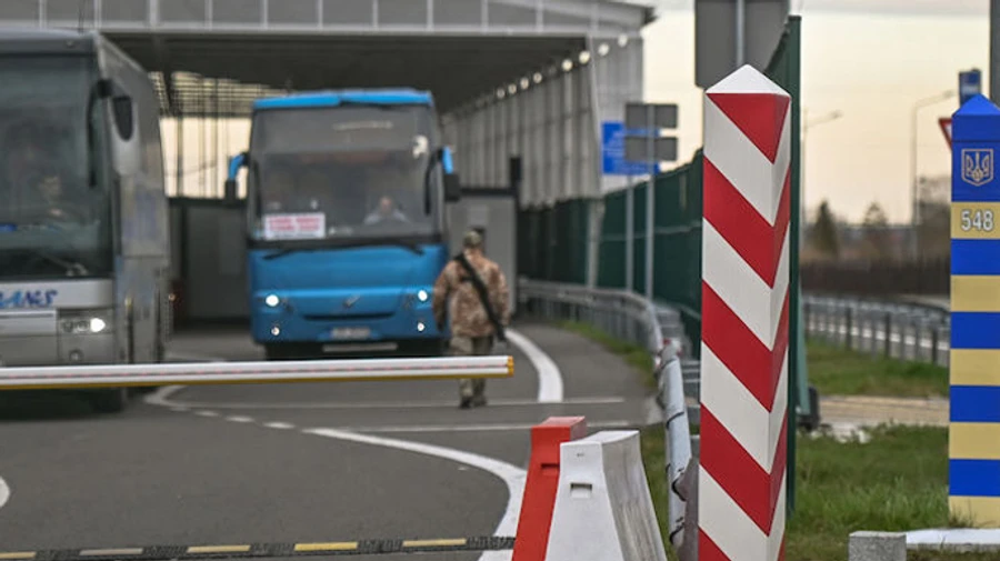 Ukraine initiates meeting with Poland and European Commission due to threat of border closure 