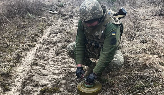 Мешканців Київщини попередили про можливі вибухи: проходять навчання саперів