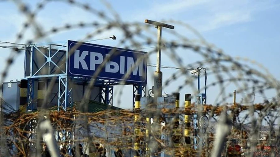 Оккупанты взяли под стражу еще двух из пяти задержанных крымских татар