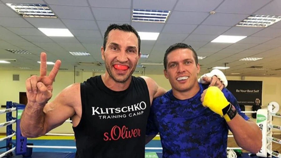 Кличко будет помогать готовить Усика к следующему бою